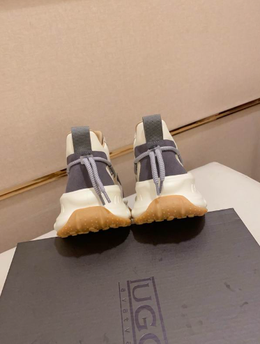 UGG Gray & Cream Chunky Lace-Up Sneakers