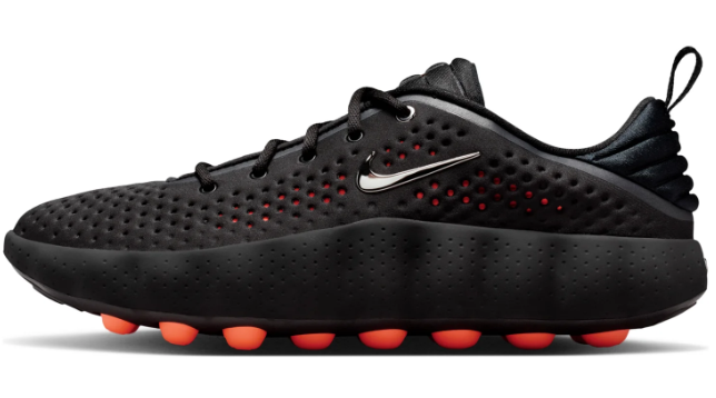 Nike Mind 002 Sneakers – Black & Hyper Crimson